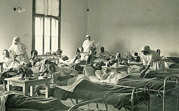 1943